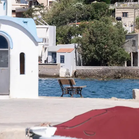 Paradise For Couples, Next To Soothing Waves *