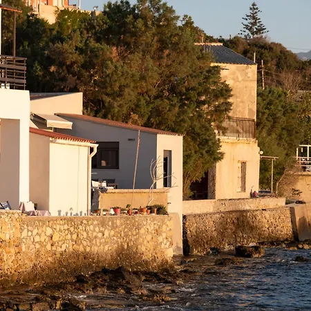 Paradise For Couples, Next To Soothing Waves Galatás